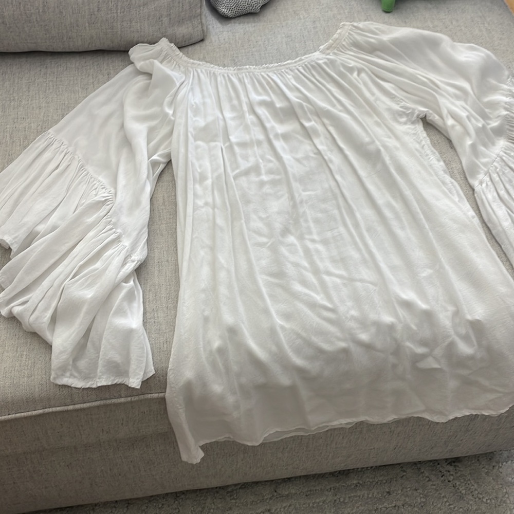WHITE BOHO COVERUP DRESS - FLOWY SLEEVES - Picture 3 of 3